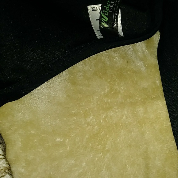 Bikini - Picture 3 of 4